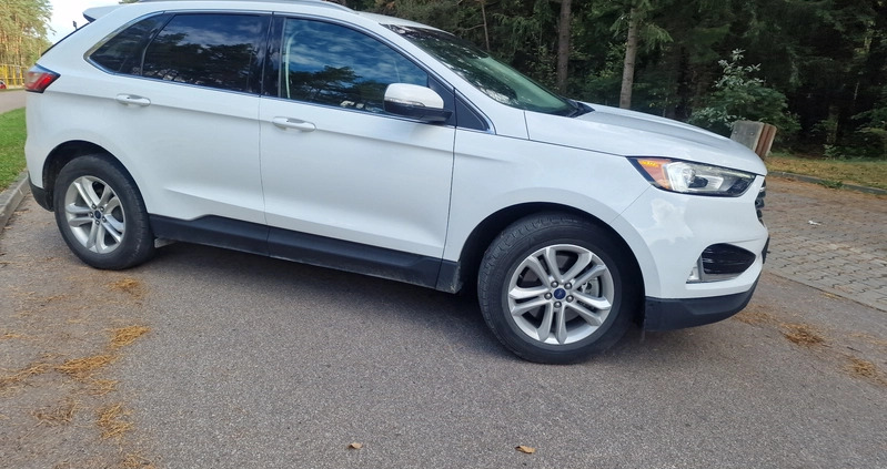 Ford EDGE cena 94000 przebieg: 38000, rok produkcji 2019 z Czempiń małe 121
